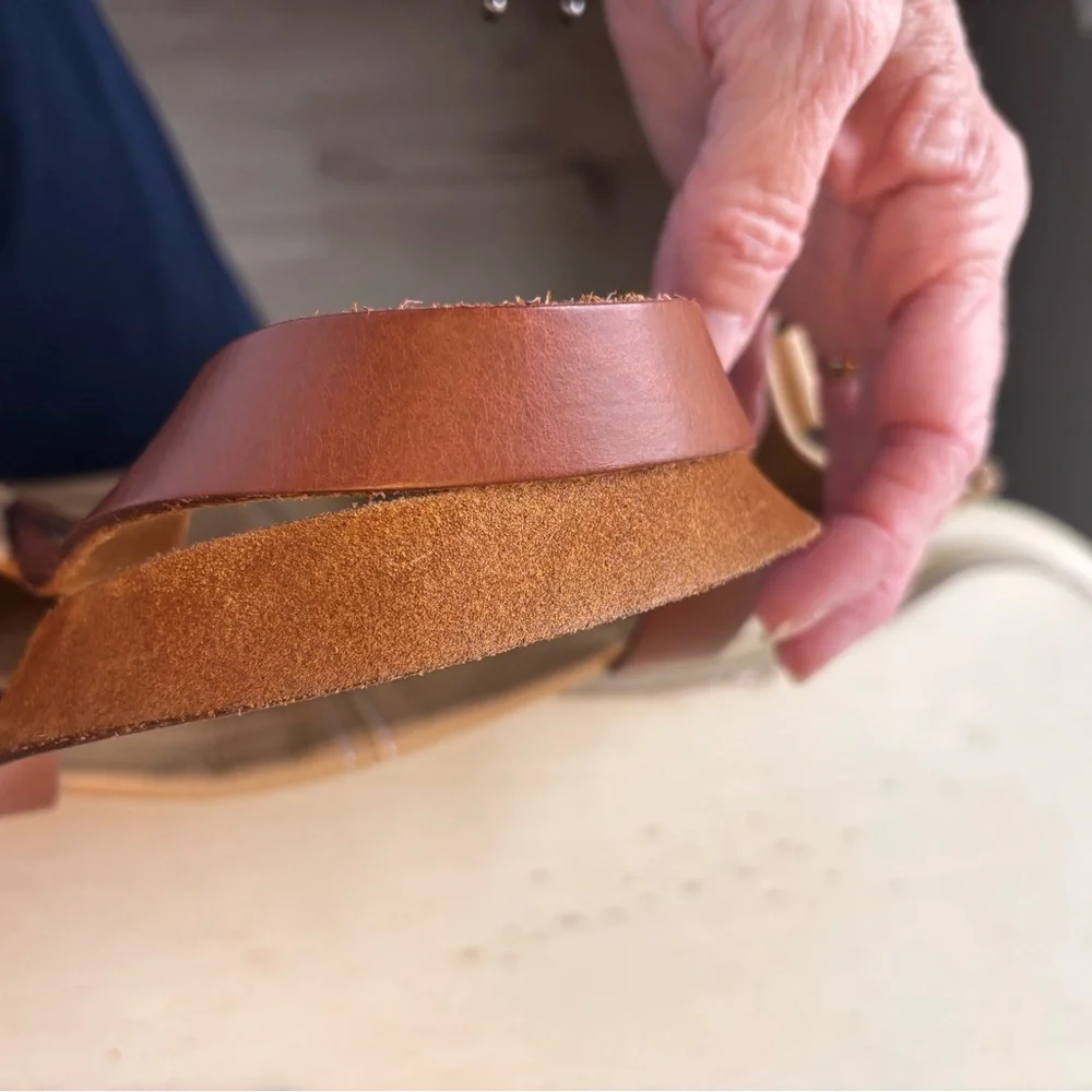 Parker Thatch Medium Mimi in leather (Butterscotch color) - Picture 7 of 17